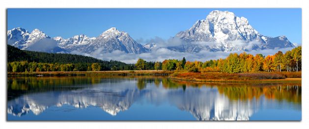 Panoramatický obraz Hory a jezero